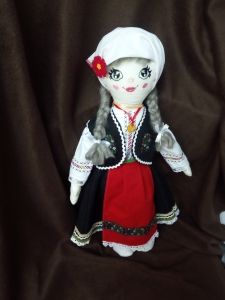 Кукла от текстил