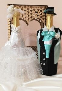 Сватбена кутия + 2бр шампанско